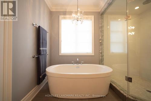 343 Tudor Avenue, Oakville, ON - Indoor Photo Showing Bathroom
