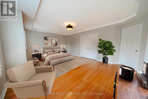 5918 Bassinger Place, Mississauga, ON - Indoor