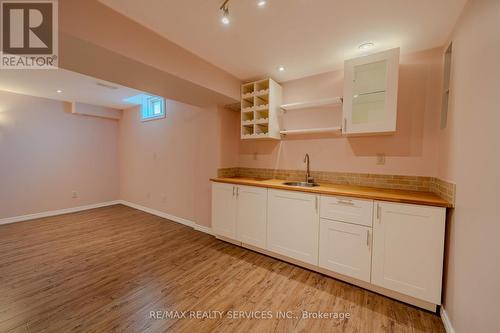 5918 Bassinger Place, Mississauga, ON - Indoor