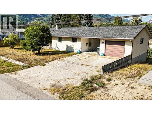 115 101St Street, Castlegar, BC - Outdoor With Exterior