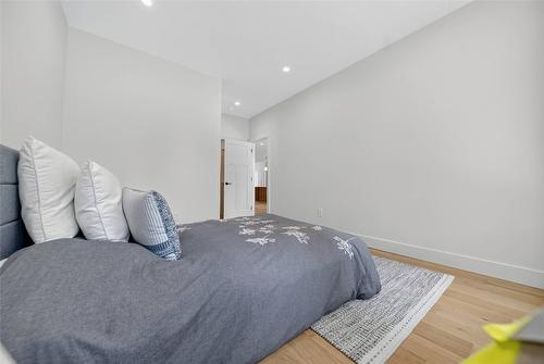 153 The Whins, Cranbrook, BC - Indoor Photo Showing Bedroom