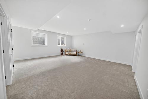 153 The Whins, Cranbrook, BC - Indoor Photo Showing Other Room