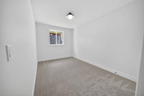 153 The Whins, Cranbrook, BC - Indoor Photo Showing Other Room