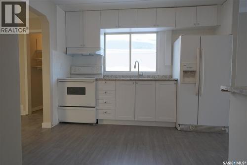 515 Osler Street, Regina, SK - Indoor Photo Showing Kitchen