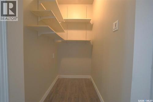515 Osler Street, Regina, SK - Indoor With Storage