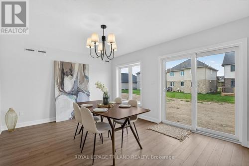 94 Styles Drive, St. Thomas, ON - Indoor Photo Showing Dining Room