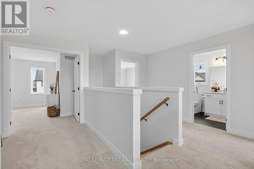 94 Styles Drive, St. Thomas, ON - Indoor Photo Showing Other Room