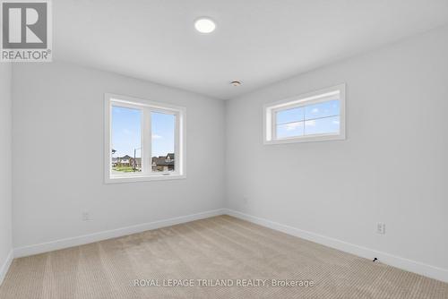 94 Styles Drive, St. Thomas, ON - Indoor Photo Showing Other Room