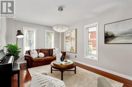 7 - 2006 Glenada Crescent, Oakville, ON - Indoor Photo Showing Living Room