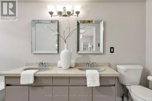 7 - 2006 Glenada Crescent, Oakville, ON - Indoor Photo Showing Bathroom
