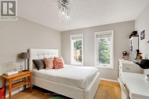 7 - 2006 Glenada Crescent, Oakville, ON - Indoor Photo Showing Bedroom