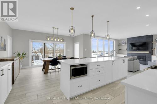 504 Barrage Street, Casselman, ON - Indoor Photo Showing Kitchen With Upgraded Kitchen