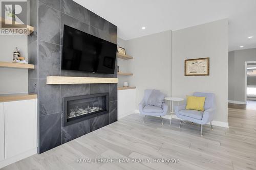 Gas fireplace in main living space. - 504 Barrage Street, Casselman, ON - Indoor Photo Showing Living Room With Fireplace