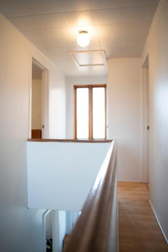 Passageway - 1016 Rue De La Goélette, Havre-Saint-Pierre, QC - Indoor Photo Showing Other Room