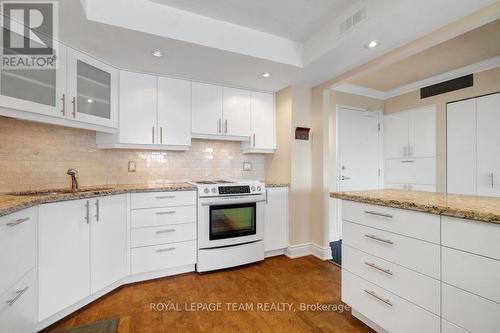 1702 - 160 George Street, Ottawa, ON - Indoor Photo Showing Kitchen With Upgraded Kitchen