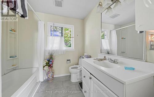 26 Slater Crescent, Ajax (South West), ON - Indoor Photo Showing Bathroom