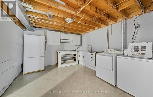 26 Slater Crescent, Ajax (South West), ON - Indoor Photo Showing Laundry Room