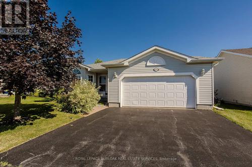 109 EMERALD COURT  Hamilton, ON L8B 1A5