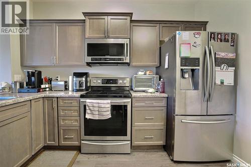 430 3630 Haughton Road E, Regina, SK - Indoor Photo Showing Kitchen