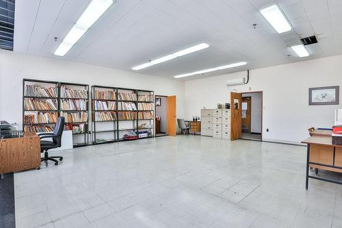 Bureau - 9700 Boul. Parkway, Montréal (Anjou), QC - Indoor