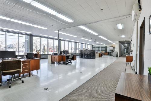 Bureau - 9700Z Boul. Parkway, Montréal (Anjou), QC - Indoor