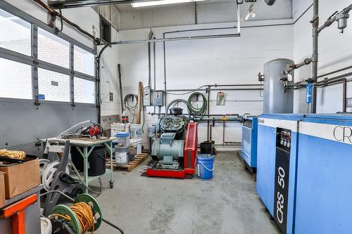 Intérieur - 9700Z Boul. Parkway, Montréal (Anjou), QC - Indoor Photo Showing Garage