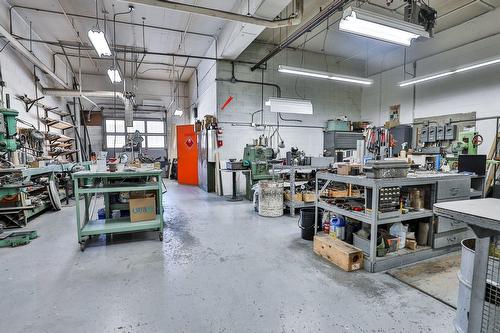 Intérieur - 9700Z Boul. Parkway, Montréal (Anjou), QC - Indoor Photo Showing Garage