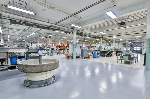 Intérieur - 9700Z Boul. Parkway, Montréal (Anjou), QC - Indoor Photo Showing Garage