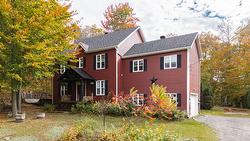 390 Rue du Clos-du-Meunier  Prévost, QC J0T 1T0