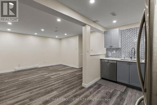 6 Howard Court, Ottawa, ON - Indoor