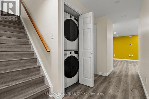 6 Howard Court, Ottawa, ON - Indoor Photo Showing Laundry Room