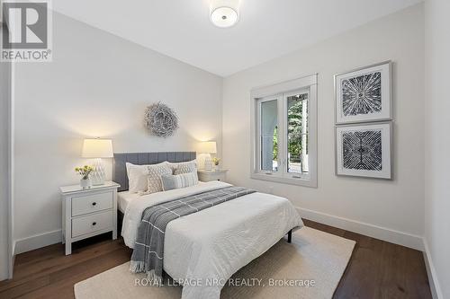 281 Elmwood Avenue, Fort Erie (Crystal Beach), ON - Indoor Photo Showing Bedroom