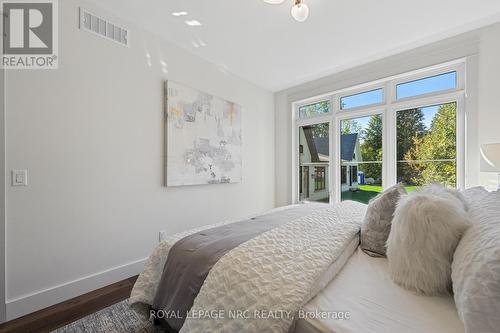 281 Elmwood Avenue, Fort Erie (Crystal Beach), ON - Indoor Photo Showing Bedroom