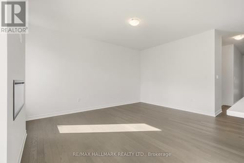 363 Reid Drive W, Barrie, ON - Indoor Photo Showing Other Room