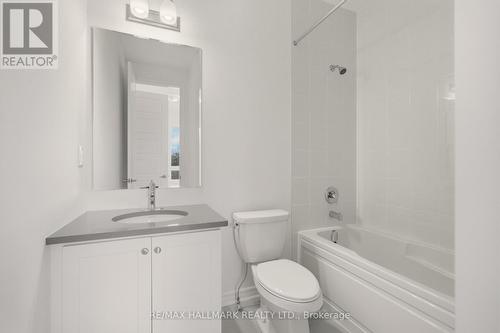 363 Reid Drive W, Barrie, ON - Indoor Photo Showing Bathroom