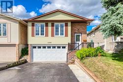 2309 MALCOLM CRESCENT  Burlington, ON L7P 4G8
