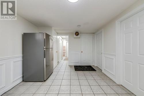 2309 Malcolm Crescent, Burlington, ON - Indoor Photo Showing Other Room