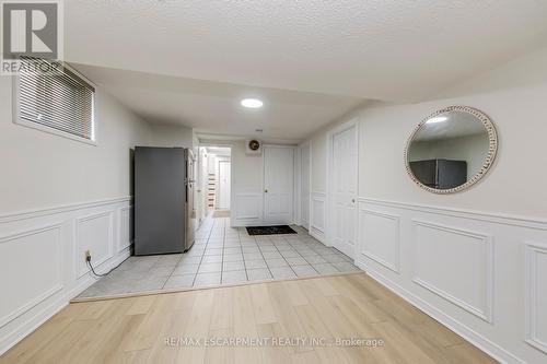 2309 Malcolm Crescent, Burlington, ON - Indoor Photo Showing Other Room