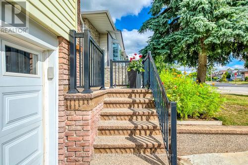 2309 Malcolm Crescent, Burlington, ON - Outdoor