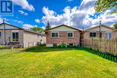 2309 Malcolm Crescent, Burlington, ON - Outdoor