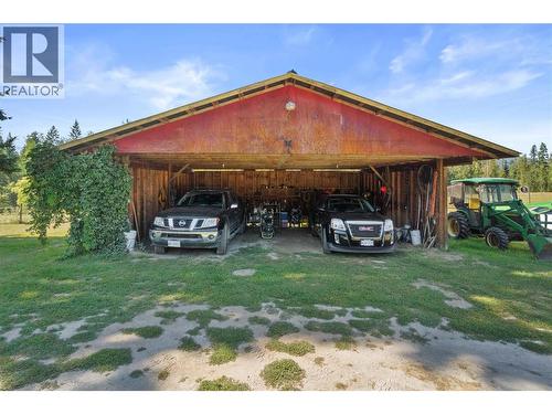 1168 Mallory Road Se, Enderby, BC - Outdoor