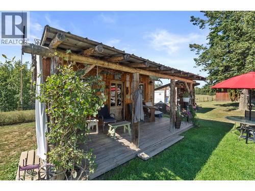 1168 Mallory Road Se, Enderby, BC - Outdoor