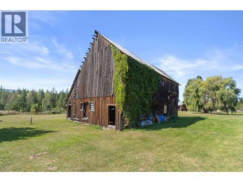 1168 Mallory Road Se, Enderby, BC - Outdoor