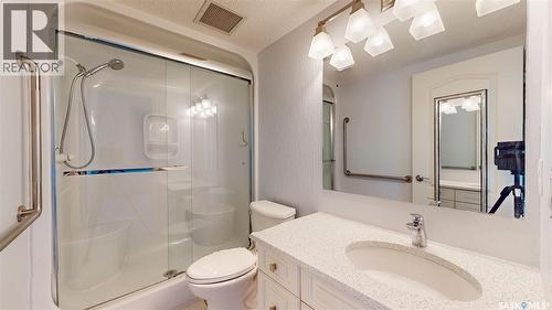 212 2050 College Avenue, Regina, SK - Indoor Photo Showing Bathroom