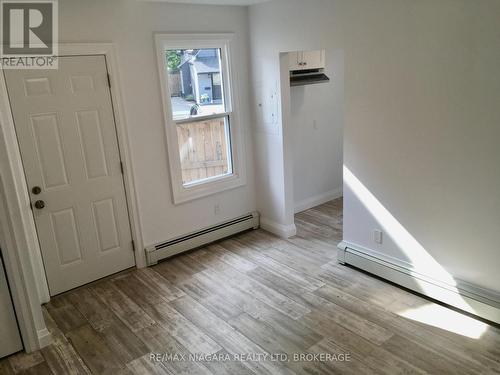 Better than Air B&B because this is Legal! - 163 Welland Avenue, St. Catharines (Downtown), ON - Indoor Photo Showing Other Room
