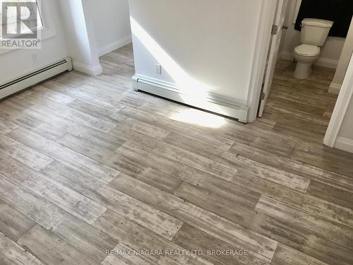 Collect Rent from One Unit and Live in the Other - 163 Welland Avenue, St. Catharines (Downtown), ON - Indoor Photo Showing Other Room