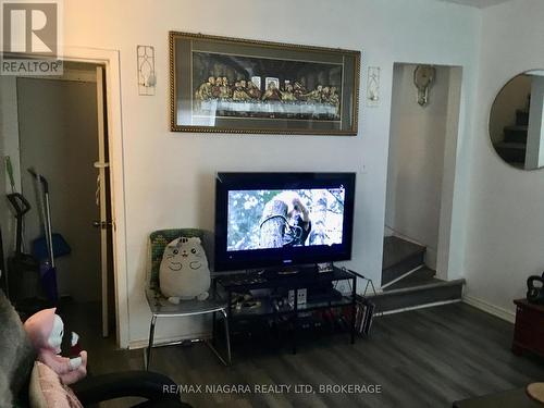 163 Welland Avenue, St. Catharines (Downtown), ON - Indoor Photo Showing Other Room