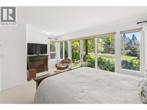 Gorgeous Primary retreat - 3889 Gallaghers Grange, Kelowna, BC - Indoor Photo Showing Bedroom