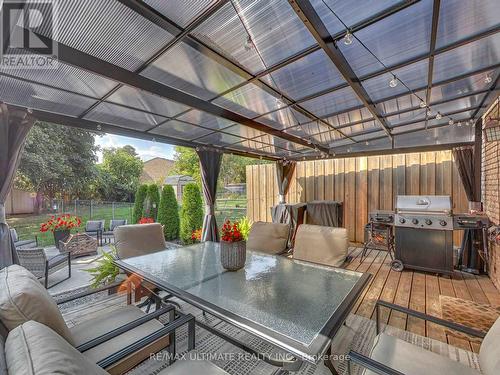 496 Elgin Street N, Cambridge, ON - Outdoor With Deck Patio Veranda