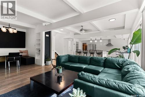 3051 Quinn Drive, Regina, SK - Indoor Photo Showing Living Room